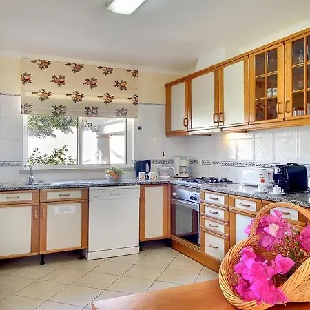 Villa Sao Rafael Sleeps 8 Pool Air Con Wifi *